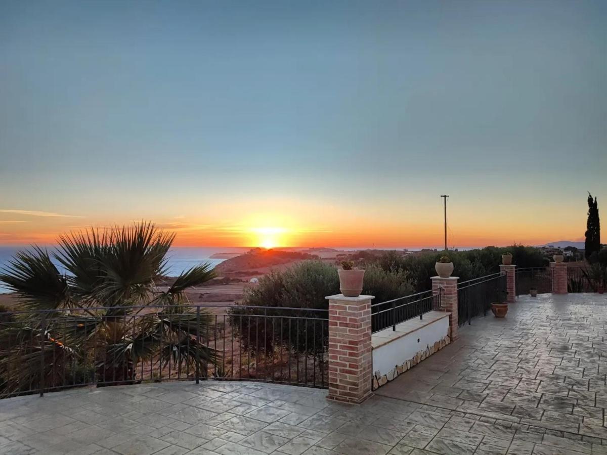 Il Casale Di Bovo Marina Villa Montallegro Exterior foto