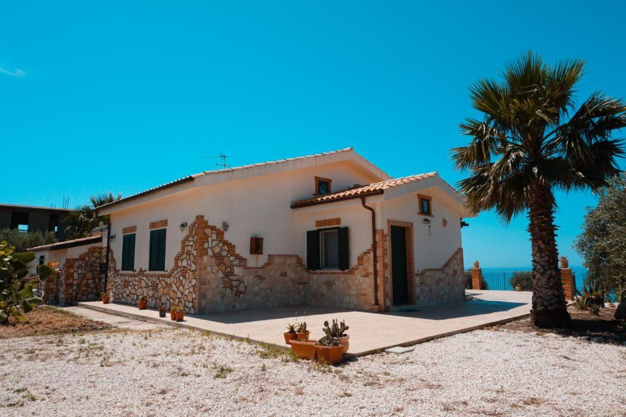 Il Casale Di Bovo Marina Villa Montallegro Exterior foto
